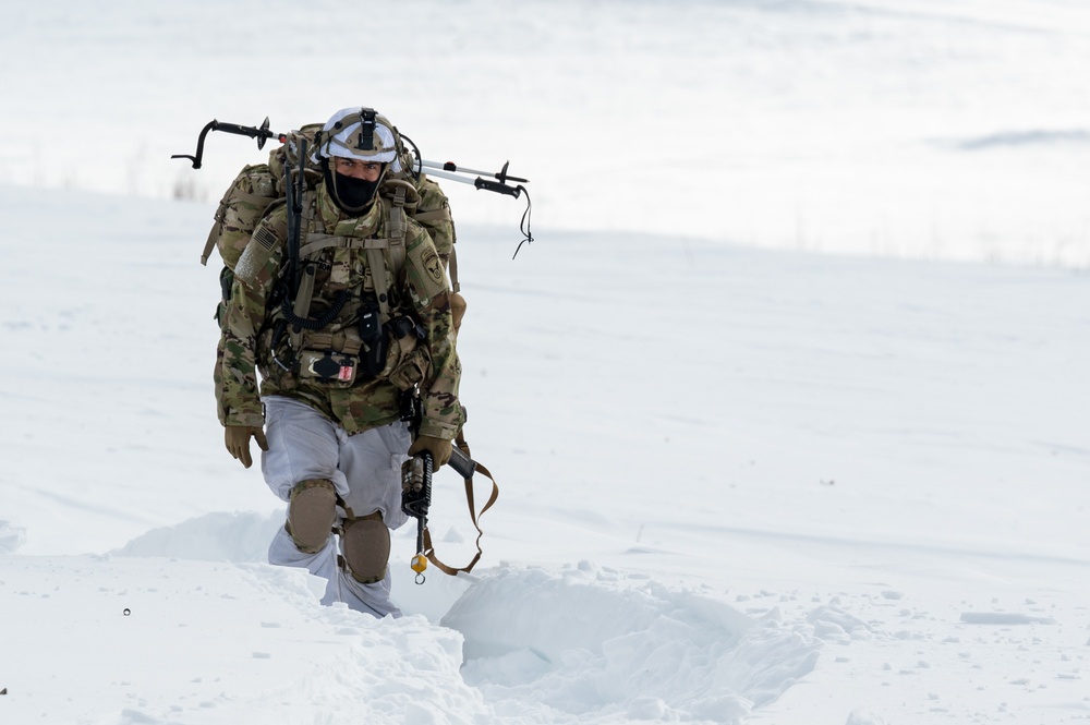 JPMRC-AK 23-02: '3 Geronimo' conducts winter overland movement