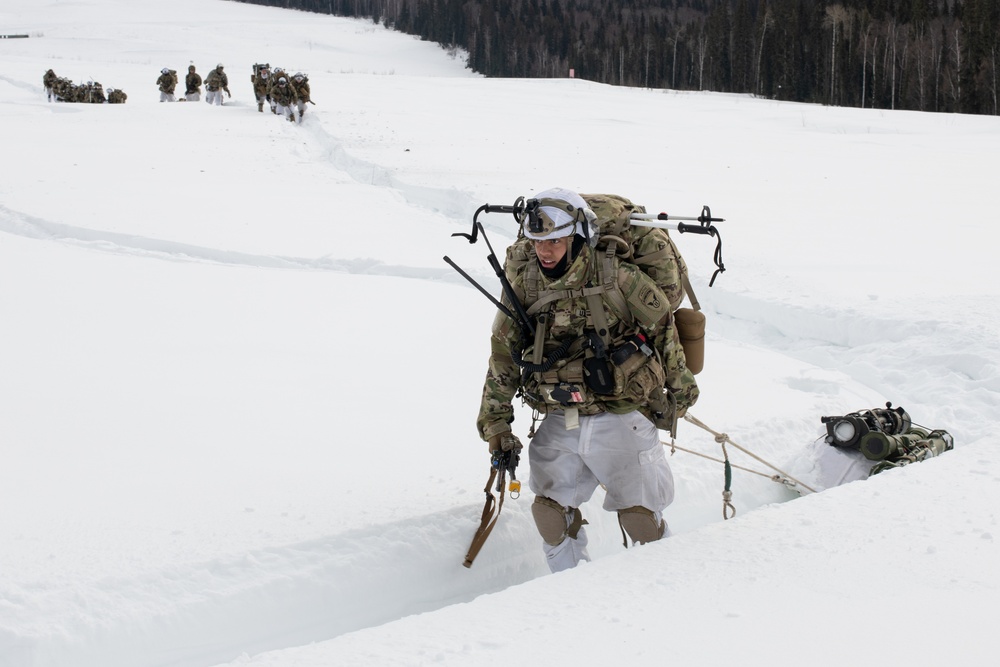 '3 Geronimo' conducts winter overland movement during JPMRC-AK 23-02