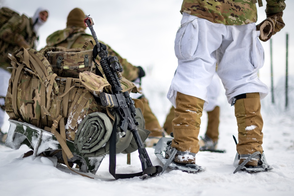 '3 Geronimo' conducts winter overland movement during JPMRC-AK 23-02