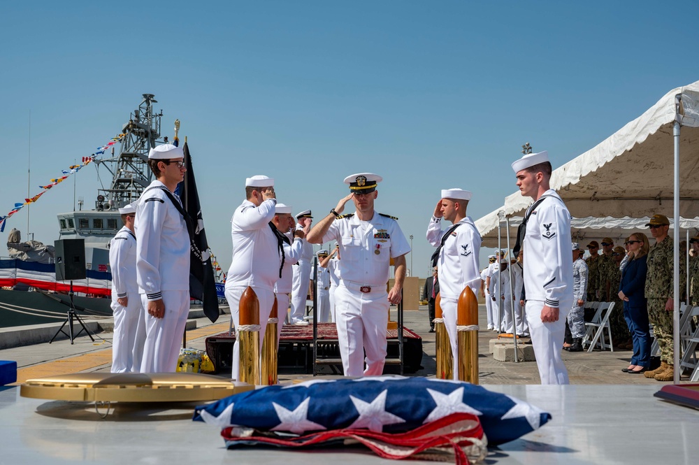 U.S. Navy Decommissions Last Patrol Craft Stationed in Bahrain