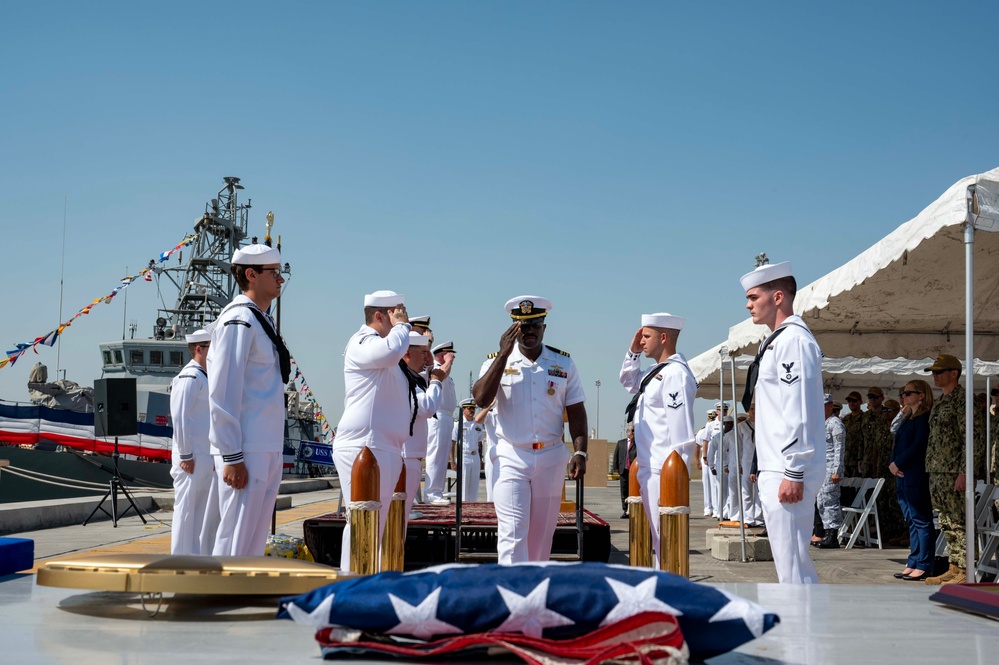 U.S. Navy Decommissions Last Patrol Craft Stationed in Bahrain