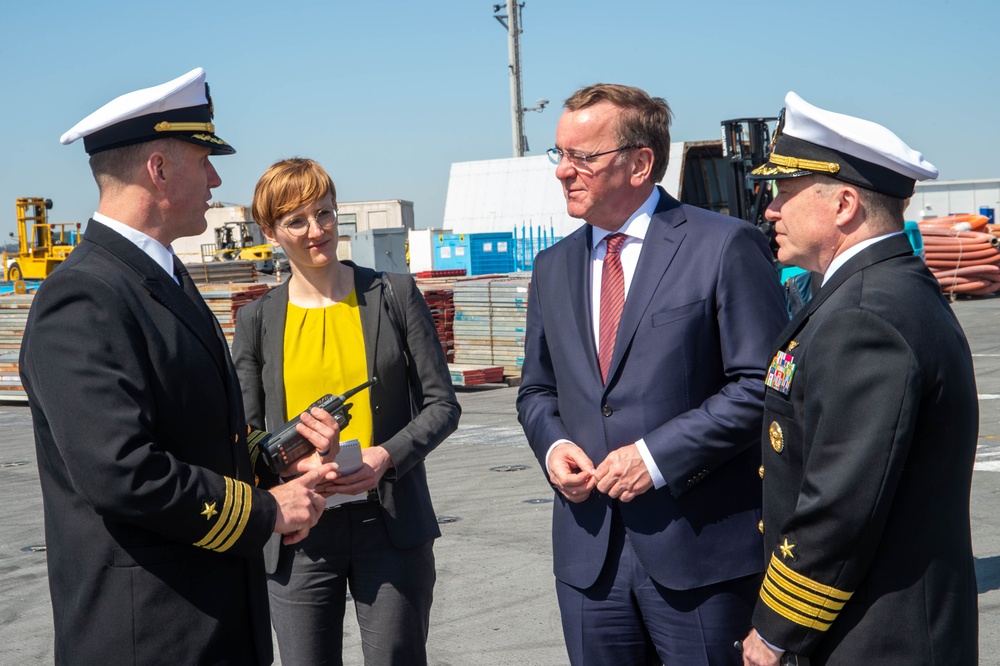 USS Ronald Reagan (CVN 76) Sailors host tour for German Minister of Defense