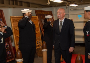 USS Ronald Reagan (CVN 76) Sailors host tour for German Minister of Defense