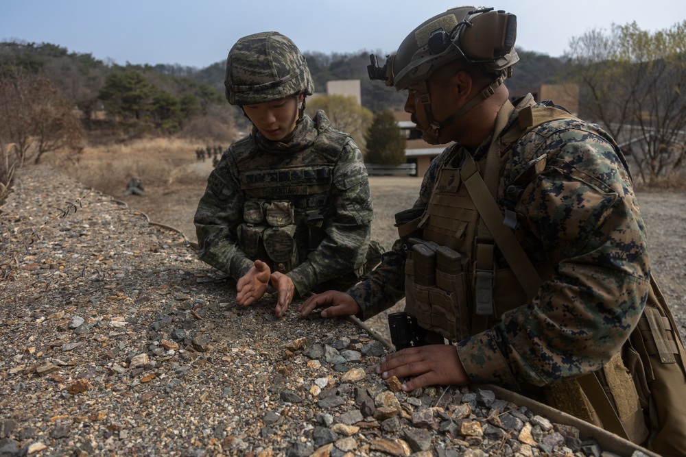 KMEP 23.3 Weapons Familiarization
