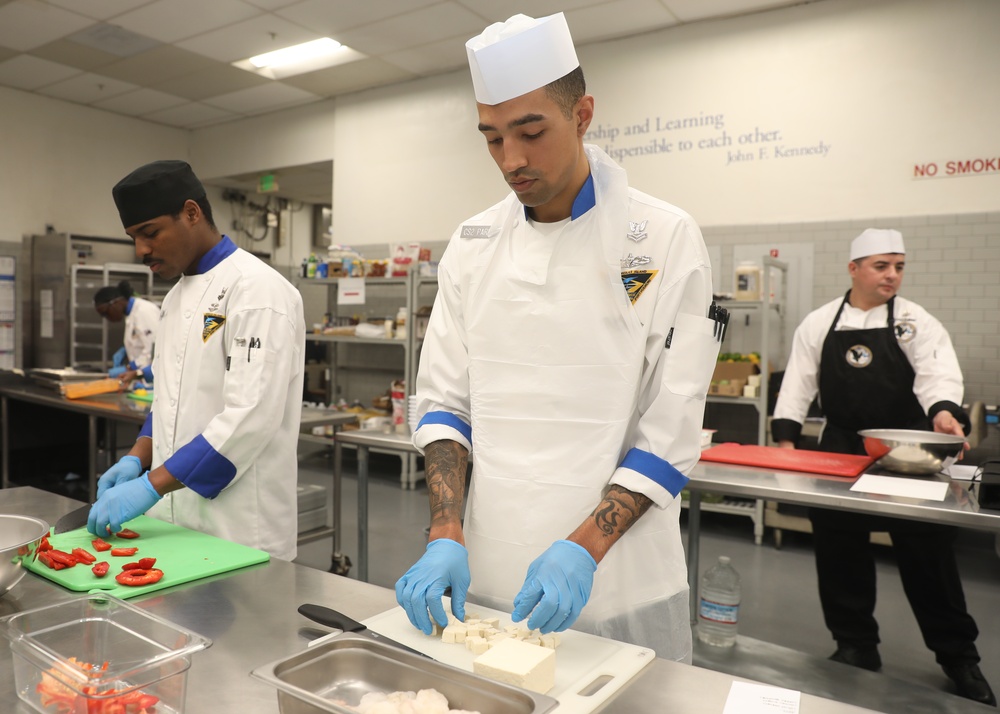 Sailors compete in Commander Navy Region Southwest Culinary Competition