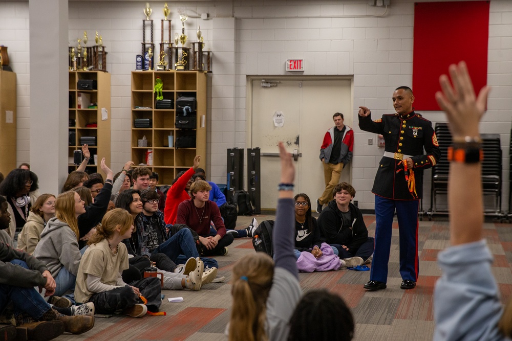 6th Marine Corps District Marines visit Clinton High School