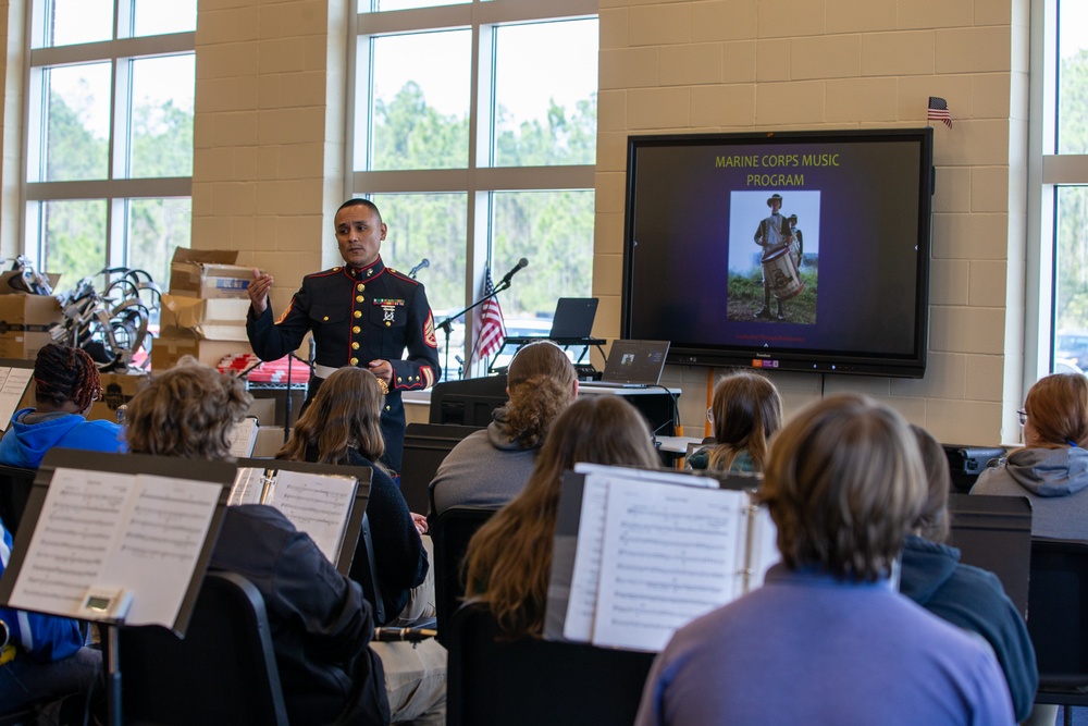 6th Marine Corps District Marines visit St. Martin High School