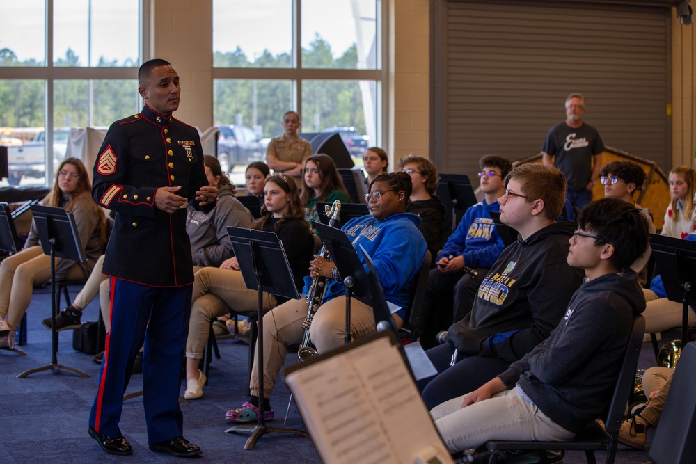 6th Marine Corps District Marines visit St. Martin High School