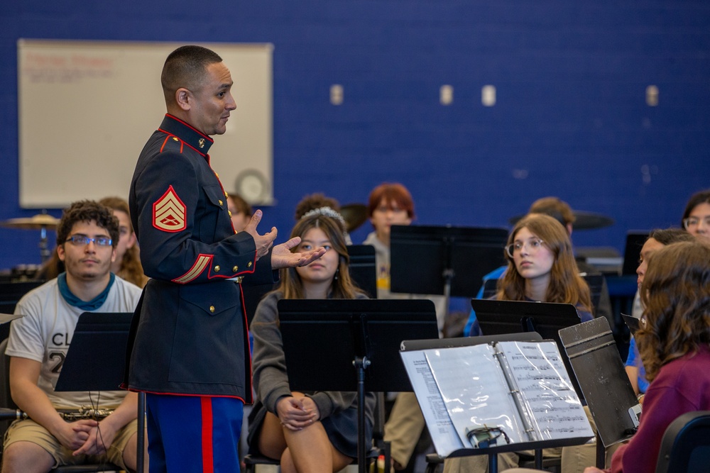 6th Marine Corps District Marines visit St. Martin High School