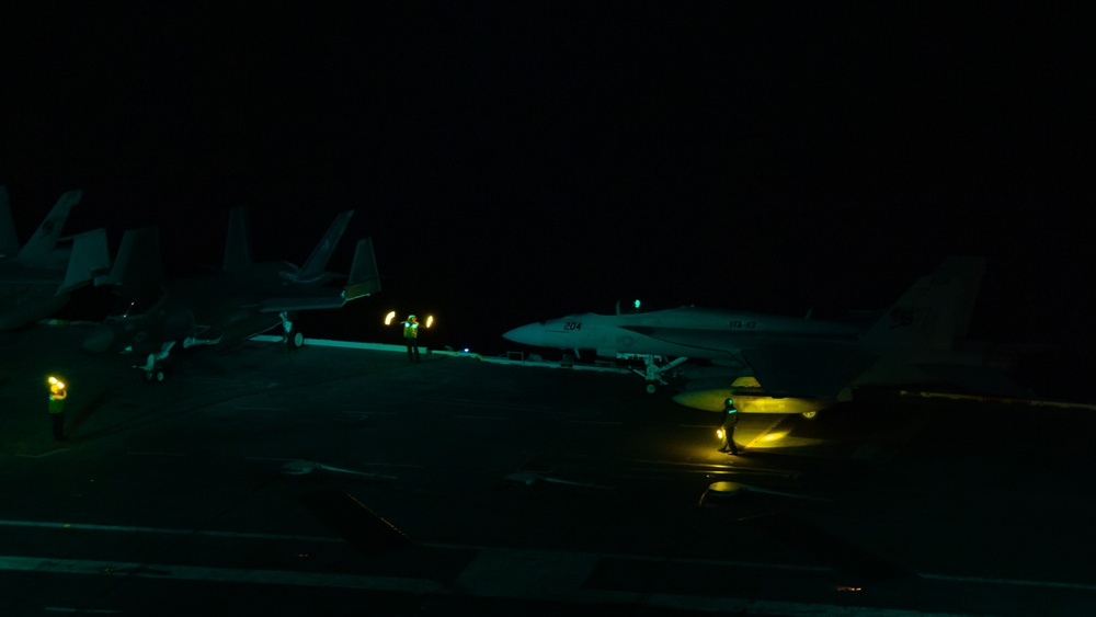 USS Carl Vinson (CVN 70) Night-time Flight Operations