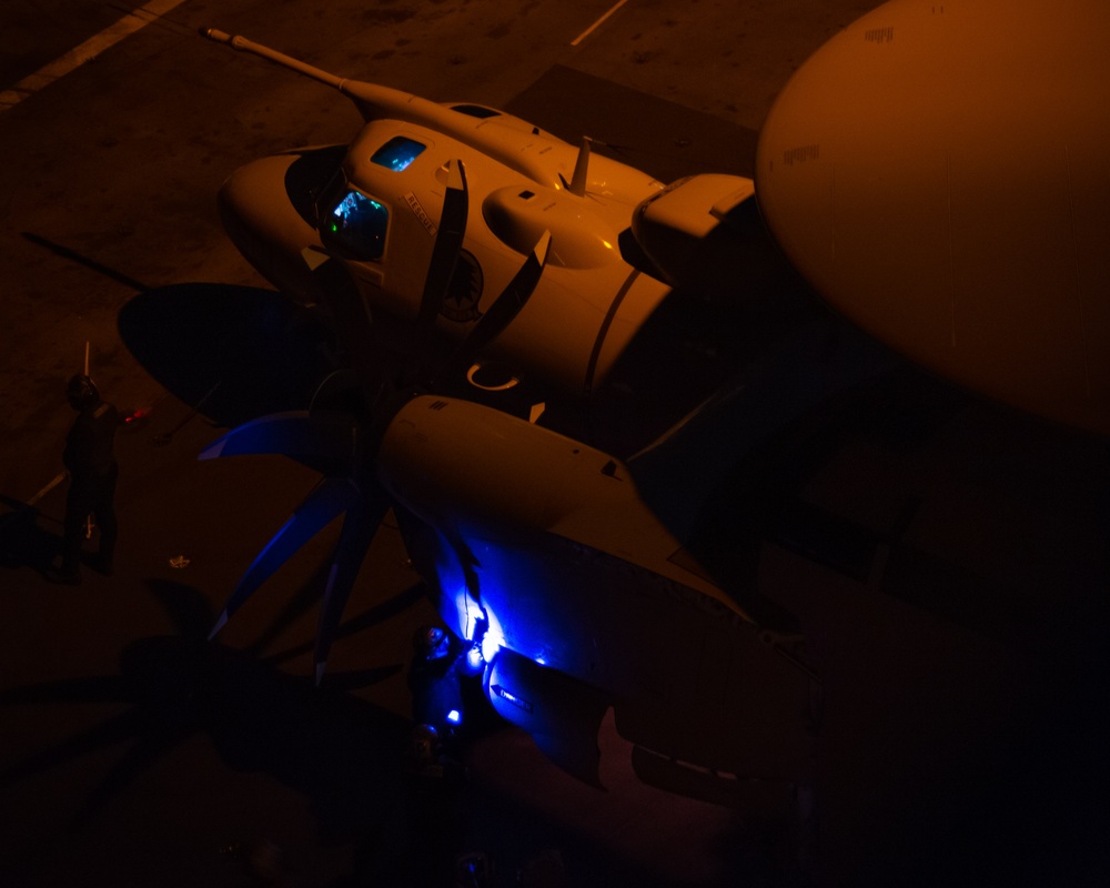 USS Carl Vinson (CVN 70) Night-time Flight Operations