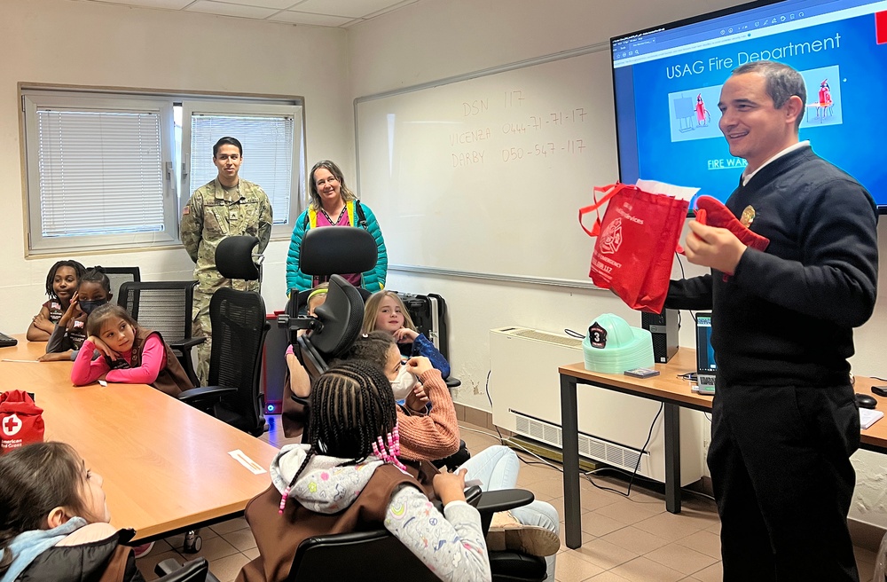 Vicenza military community organizations share first aid tips and safety guidance with Girl Scouts