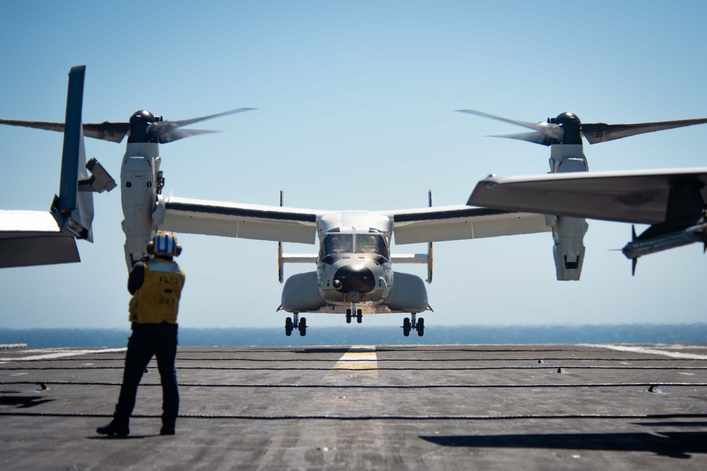 USS Carl Vinson (CVN) Sailors Conduct Flight Operations