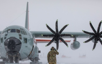 New York Air National Guard’s 109th Airlift Wing Annual Antarctic Support Mission Under Way