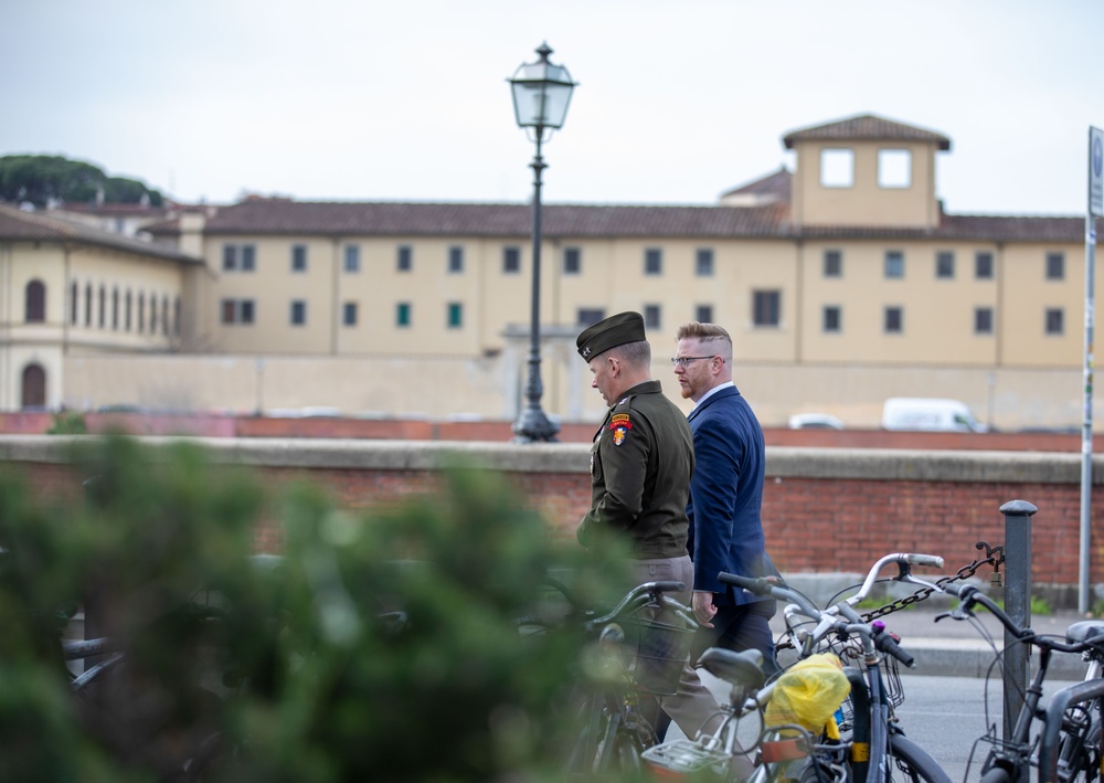 SETAF-AF CG visits Florence JMU campus