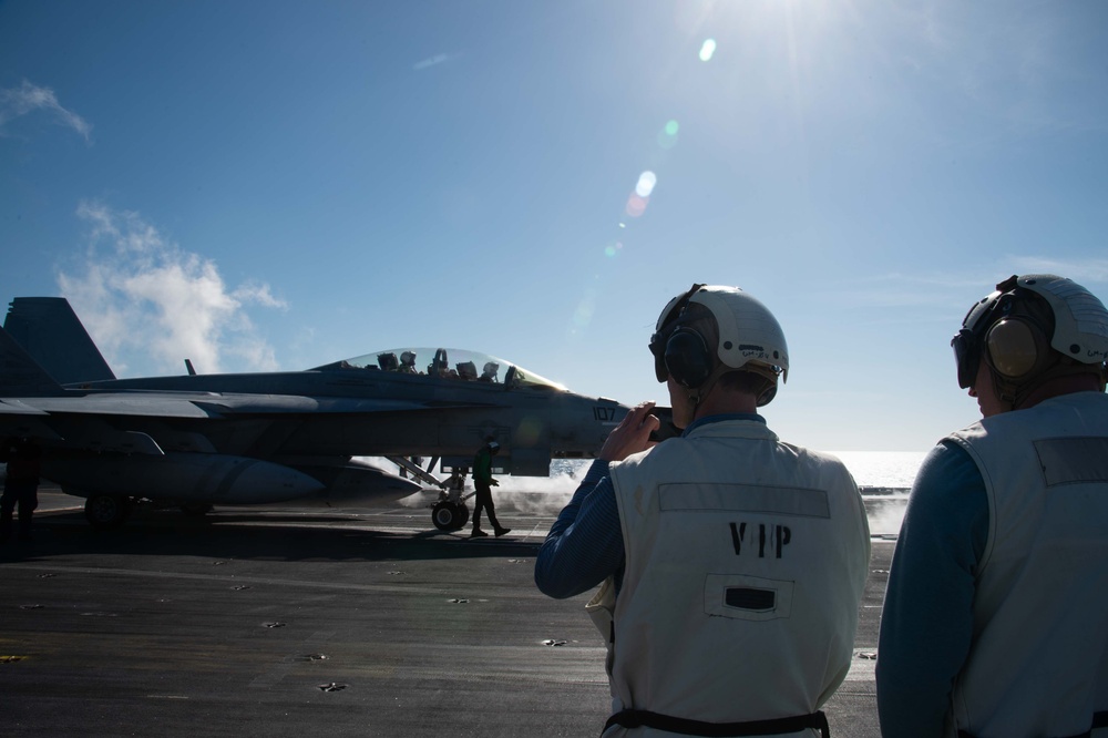 USS Carl Vinson (CVN 70) Hosts Visitors While Underway