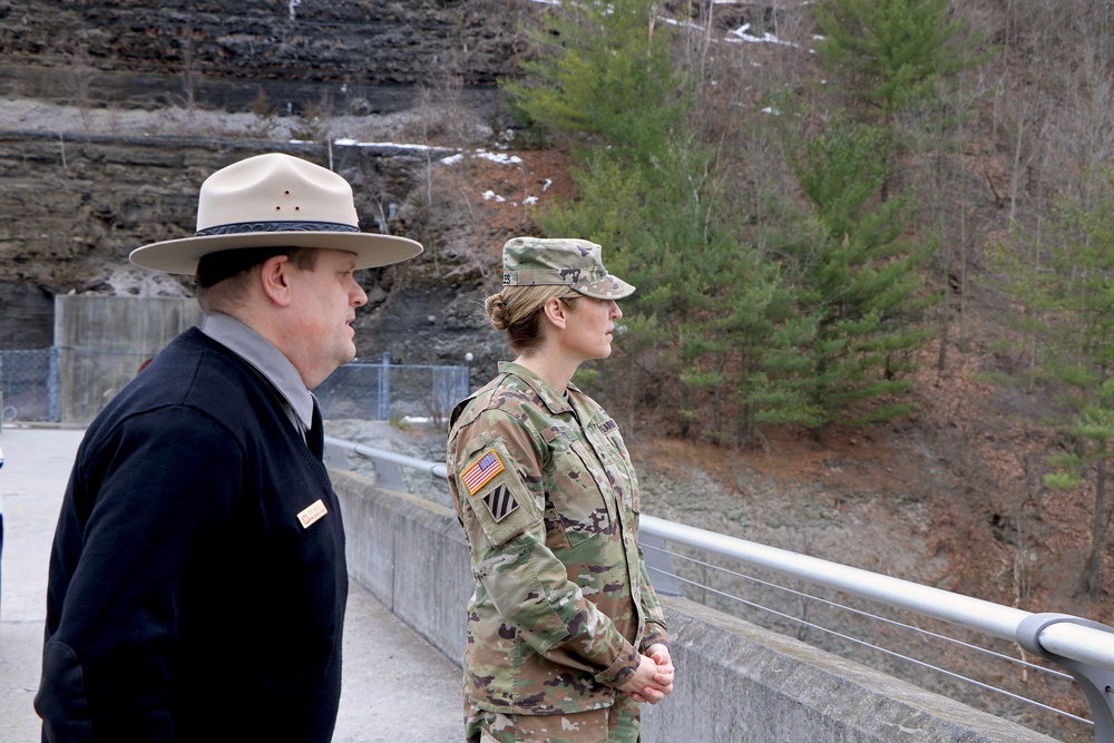 USACE Great Lakes and Ohio River Division Commander Tours New York Dam