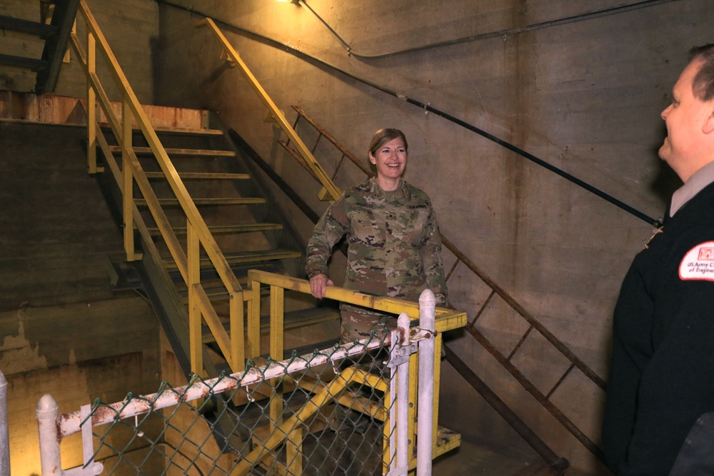 USACE Great Lakes and Ohio River Division Commander Tours New York Dam