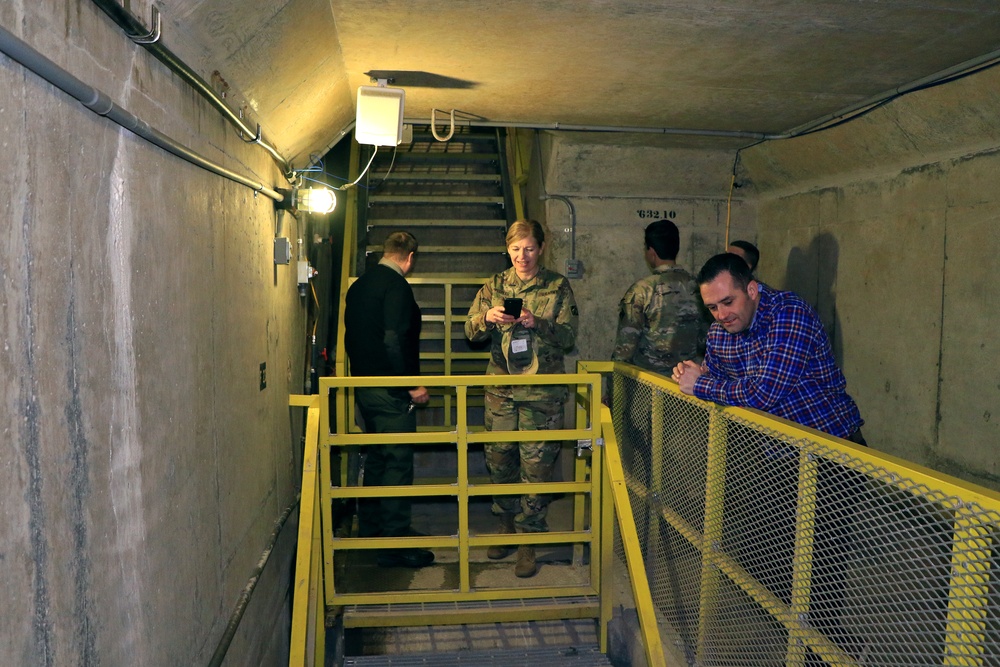 USACE Great Lakes and Ohio River Division Commander Tours New York Dam