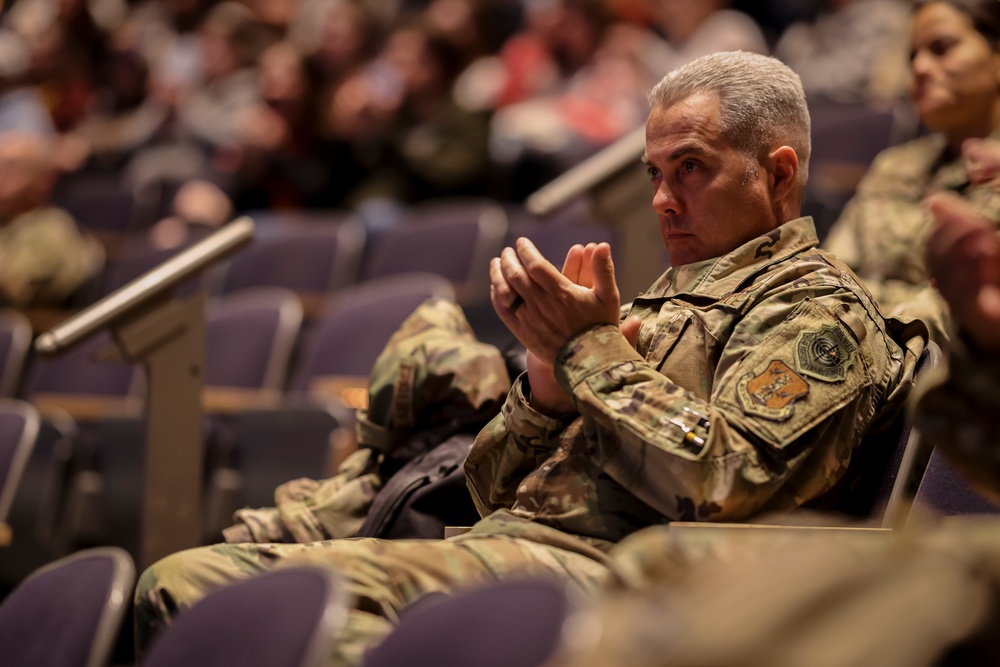 Minnesota National Guard Service Members Visit U.S. Holocaust Memorial Museum