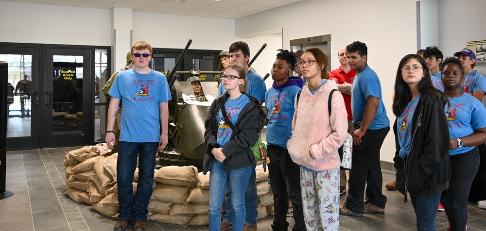 Hirschi High School visits Fort Sill Training Support Facility