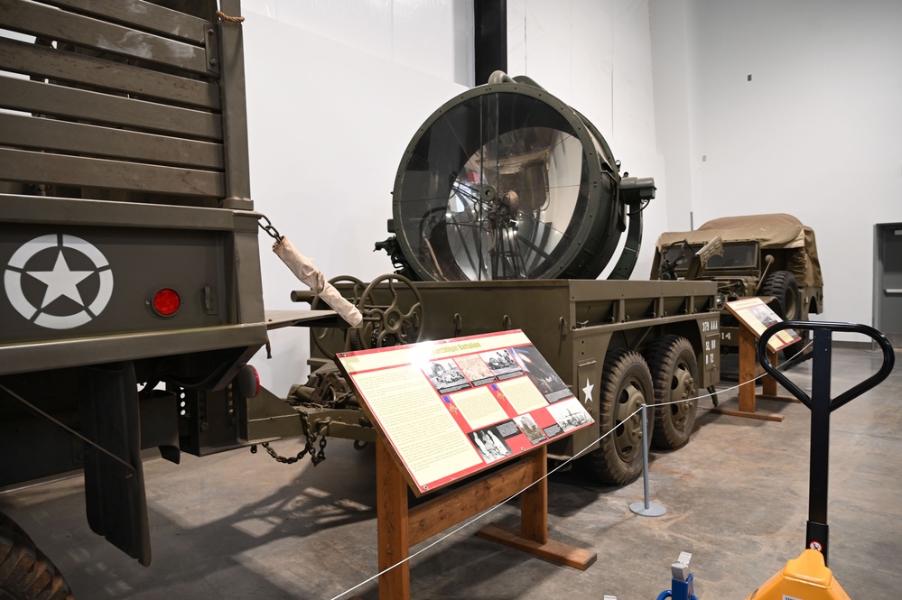 Hirschi High School visits Fort Sill Training Support Facility