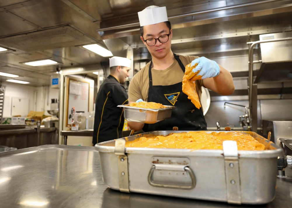 Culinary Specialist Transfers Chicken