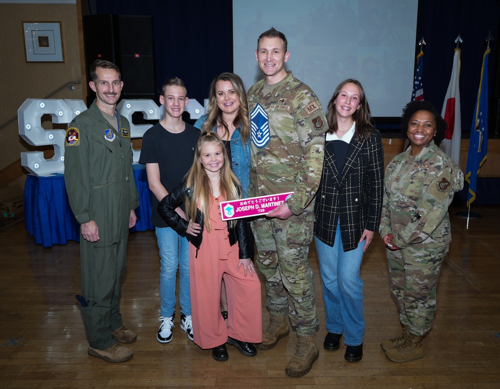 SMSgt Select