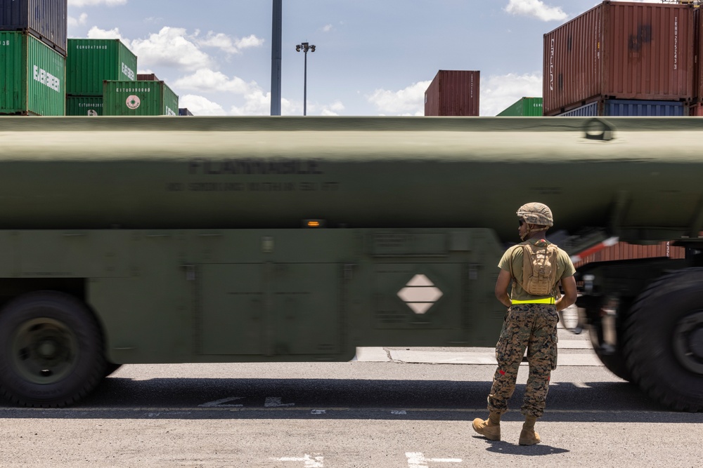 3d LSB Offloads the USNS Dahl for Balikatan 23