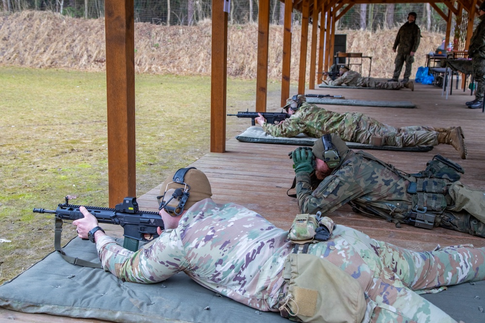 EFP Battle Group Poland Marksman Take Aim During Competition