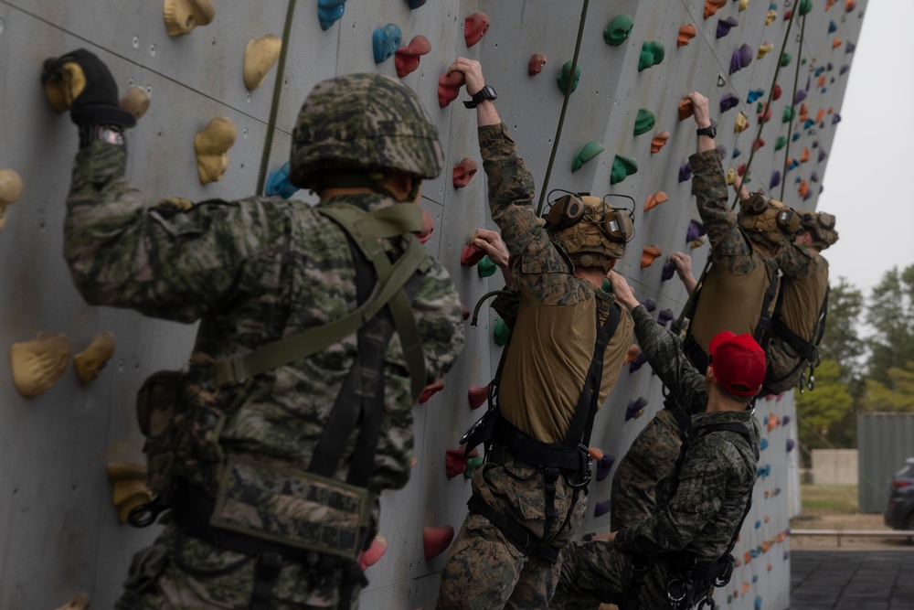 Republic of Korea Marines Ropes Course