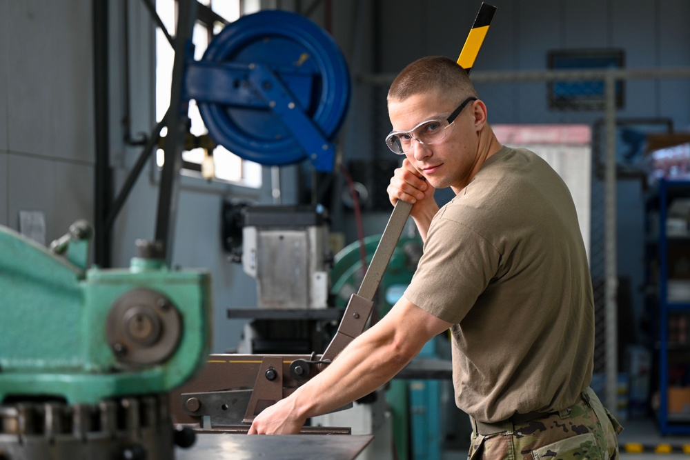 Incirlik AB holds the first overseas Aircraft Battle Damage Repair course