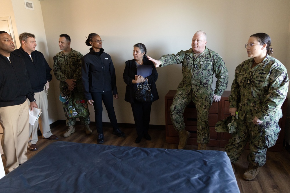 MCPON Visits Walter Reed