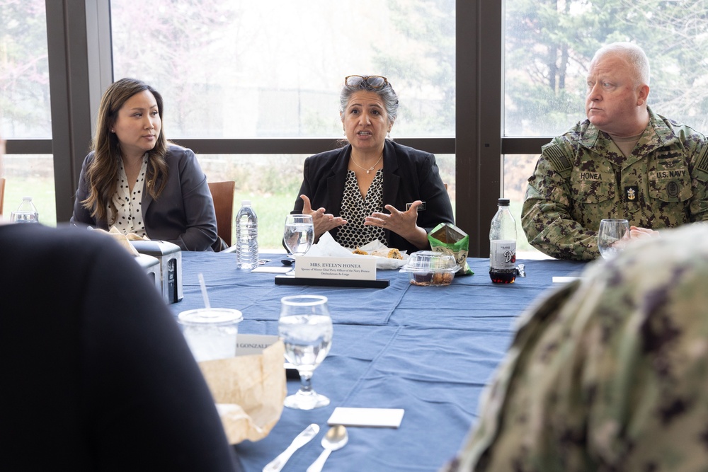 MCPON Visits Walter Reed