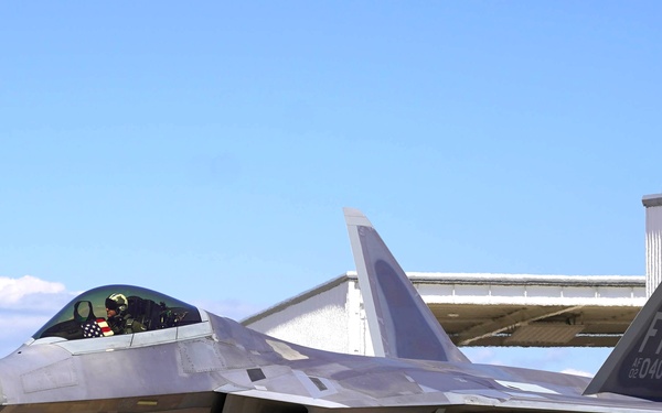 71st Fighter Squadron receives first F-22s