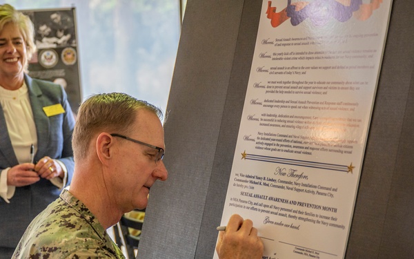 VADM LINDSEY SIGNS PROCLAMATION FOR SEXUAL ASSAULT PREVENTION AND RESPONSE AWARENESS MONTH AT NSA PANAMA CITY