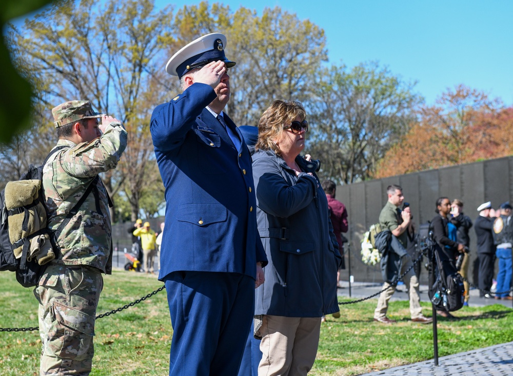 Gold Star Families Participate in Wreath Laying Ceremony at Vietnam Veterans Memorial