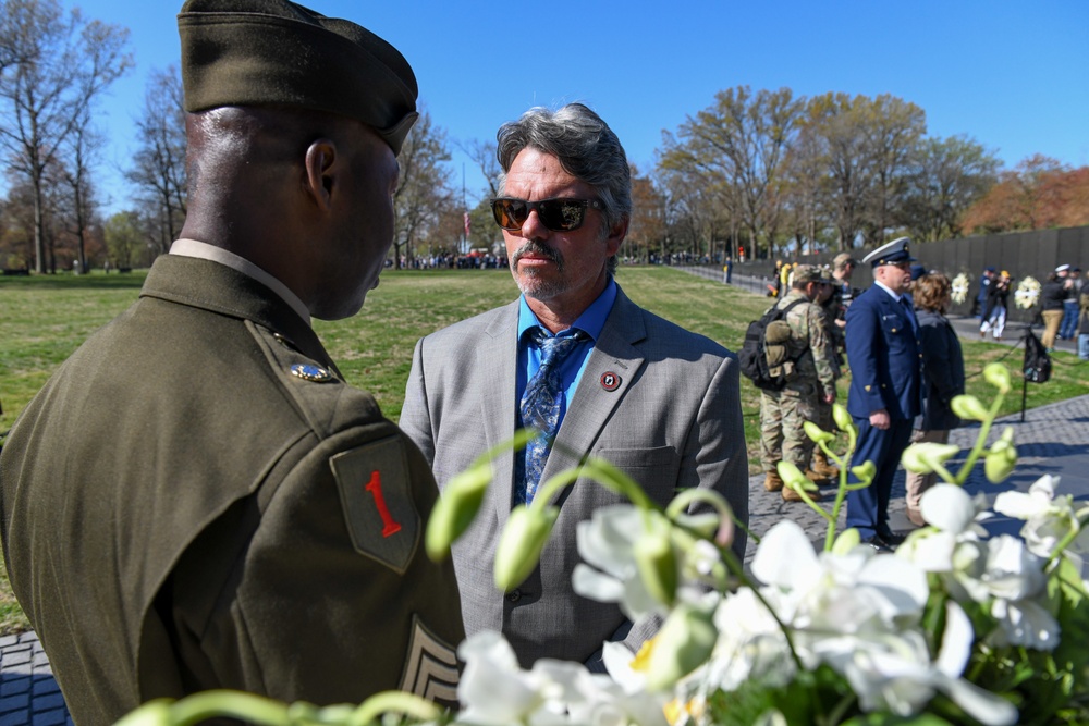 Gold Star Families Participate in Wreath Laying Ceremony at Vietnam Veterans Memorial