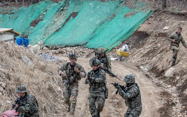 1st SFG (A) Green Berets join ROK special forces for Freedom Shield 2023
