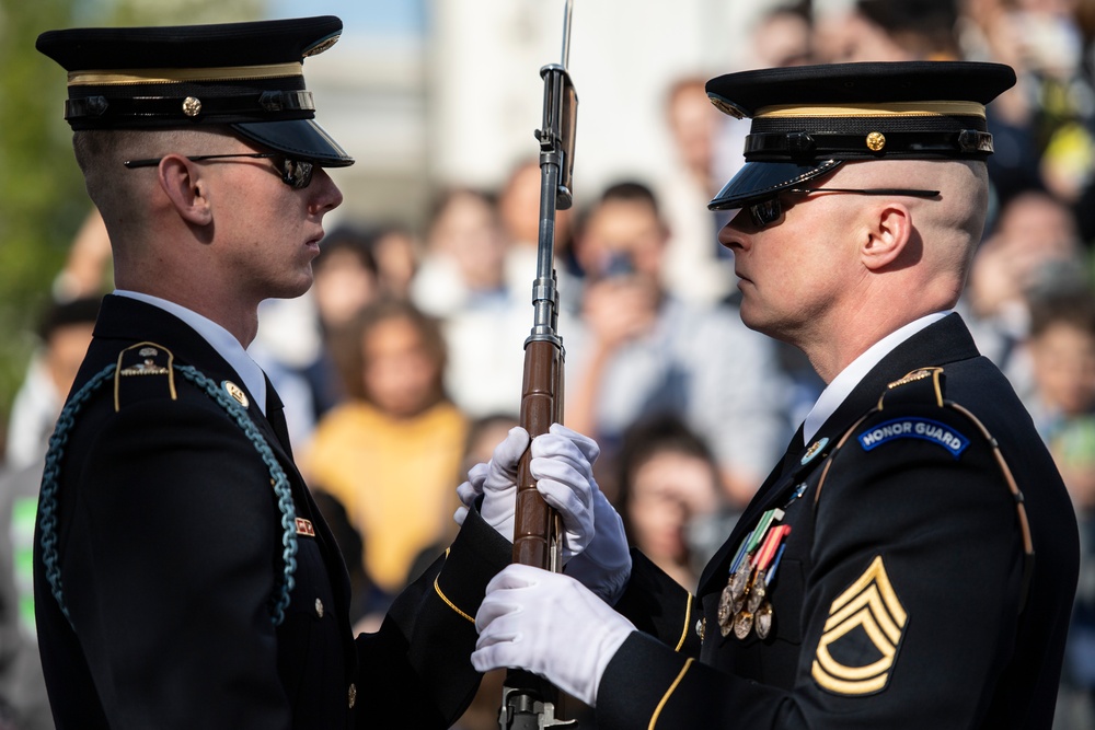 A Public Wreath-Laying is Conducted at the Tomb of the Unknown Soldier to commemorate the 100th Anniversary of the Foundation of the Italian Air Force