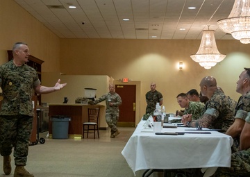 Navy command senior enlisted leaders attend FMF symposium