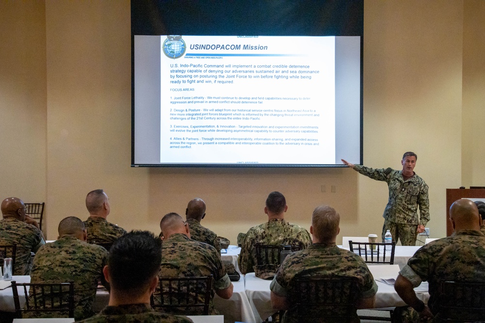 Navy command senior enlisted leaders attend FMF symposium