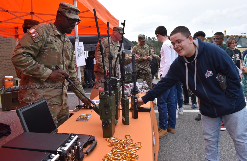 Showcasing the Army: STEM event reaches thousands