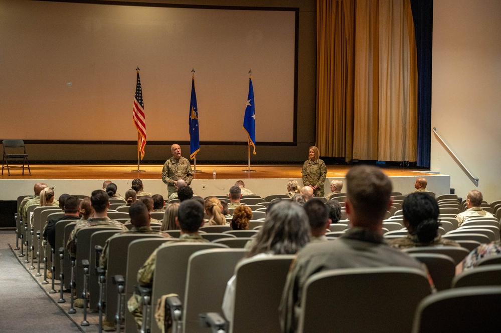 Air Force Surgeon General visits Luke AFB