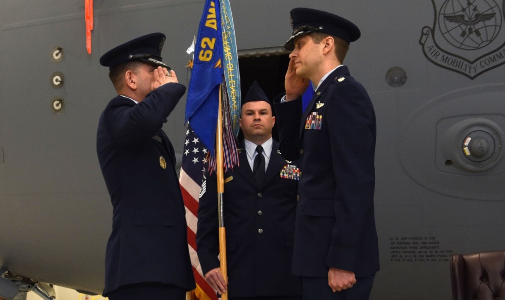 4th Airlift Squadron welcomes new commander