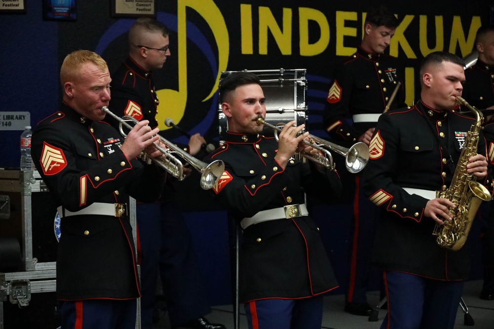 Marine Band San Diego Performs at High Schools Throughout Sacramento