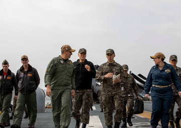 Makin Island Concludes Ssang Yong 2023 with ROK Navy