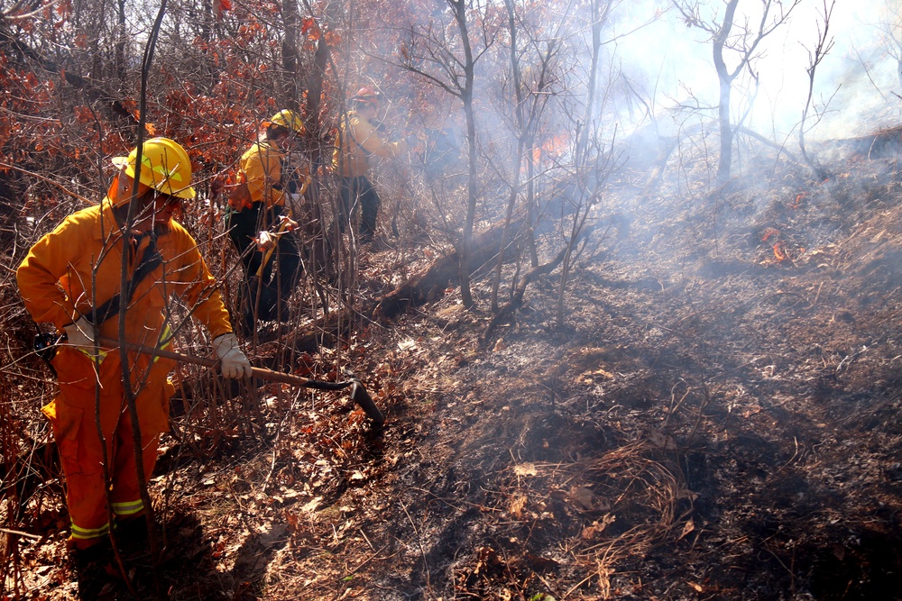 Fort McCoy prescribed burn team manages remote prescribed burn at installation