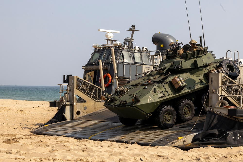 13th MEU Ssang Yong Amphibious Landing