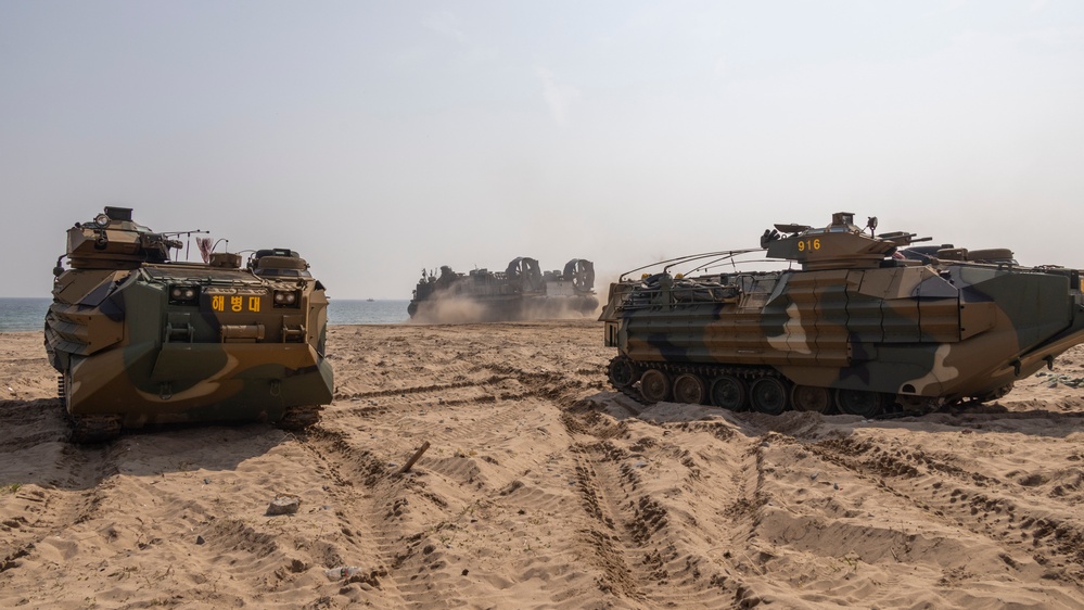 13th MEU Ssang Yong Amphibious Landing